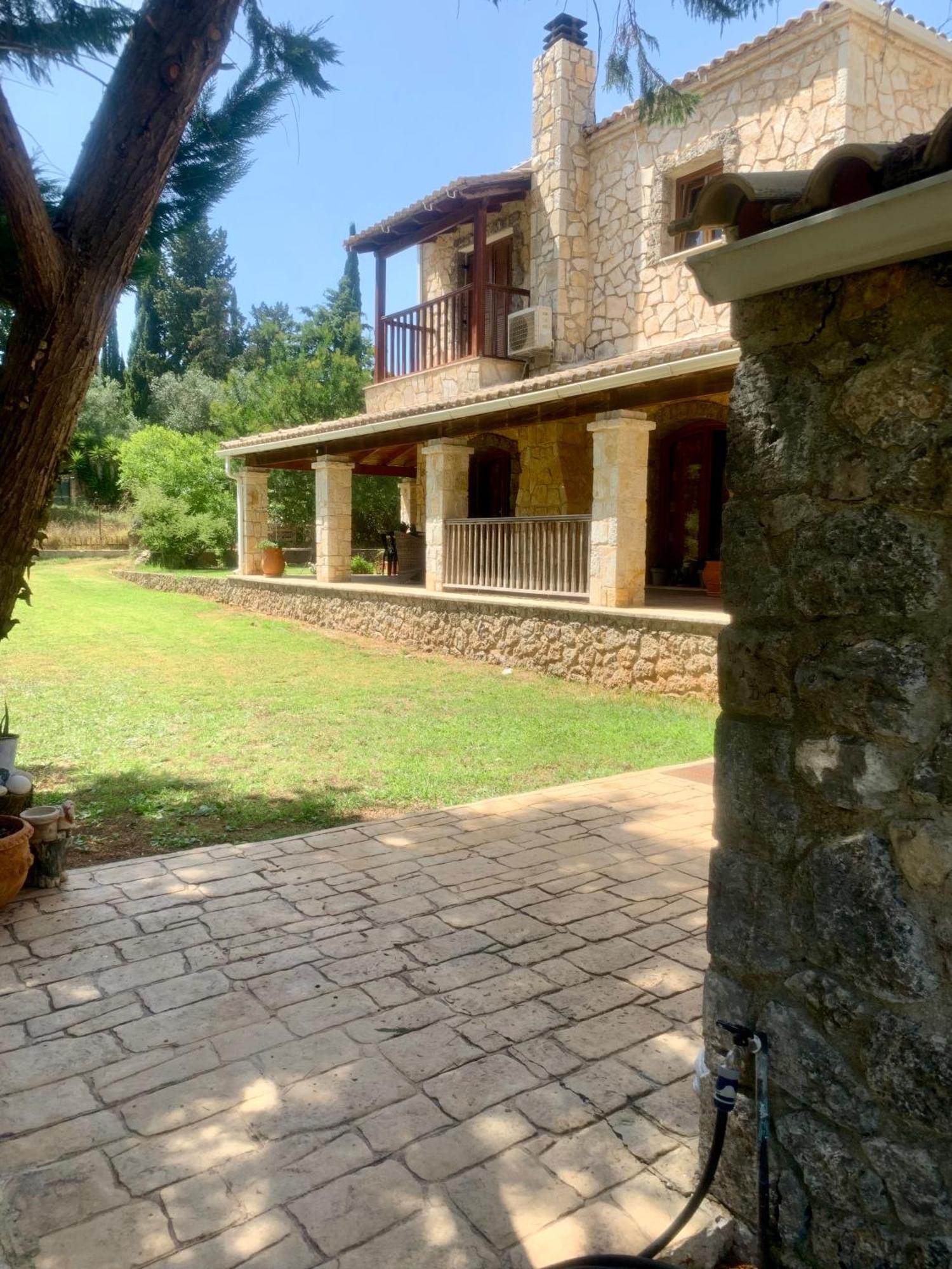Vintage Villa Gazatika Luaran gambar